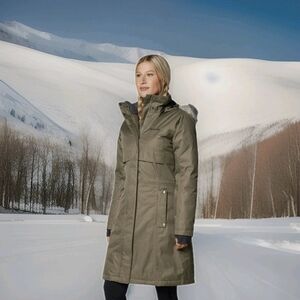Columbia Women's Green Hooded Ski Jacket